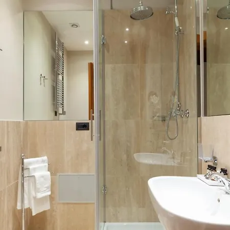 Plum Guide - Chestnut Apartman *